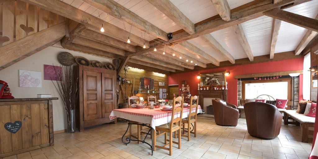 D'hotes Coeur De Bastie Et Ranch Du Levezou Bed & Breakfast Trémouilles