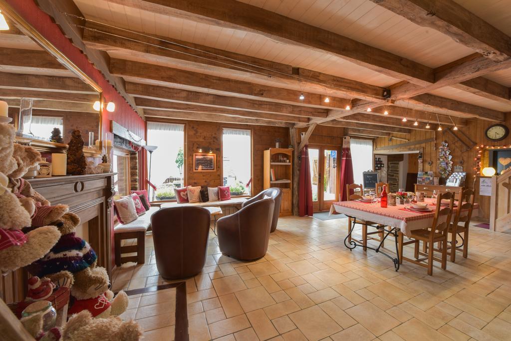 Bed & Breakfast D'hotes Coeur De Bastie Et Ranch Du Levezou Trémouilles